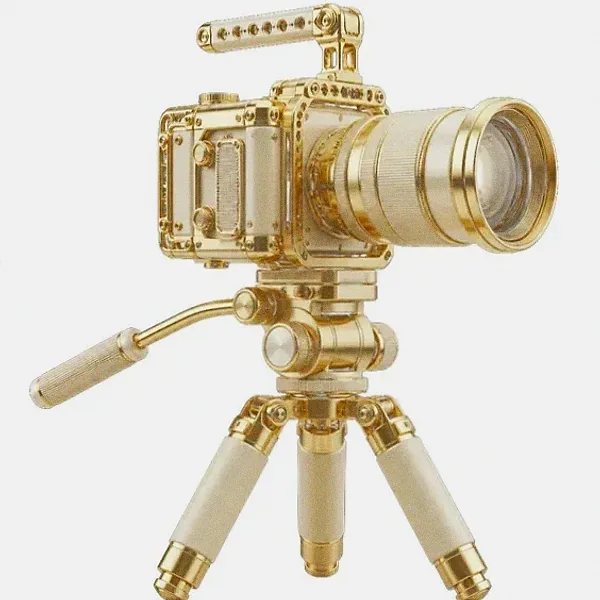 Camera on tripod — Lucky Vegas